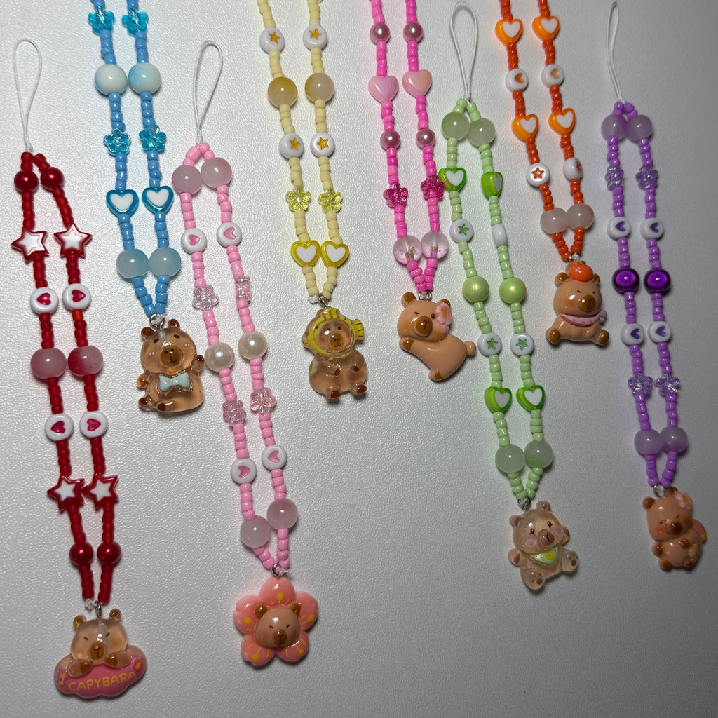Capybara phone charms 🫧