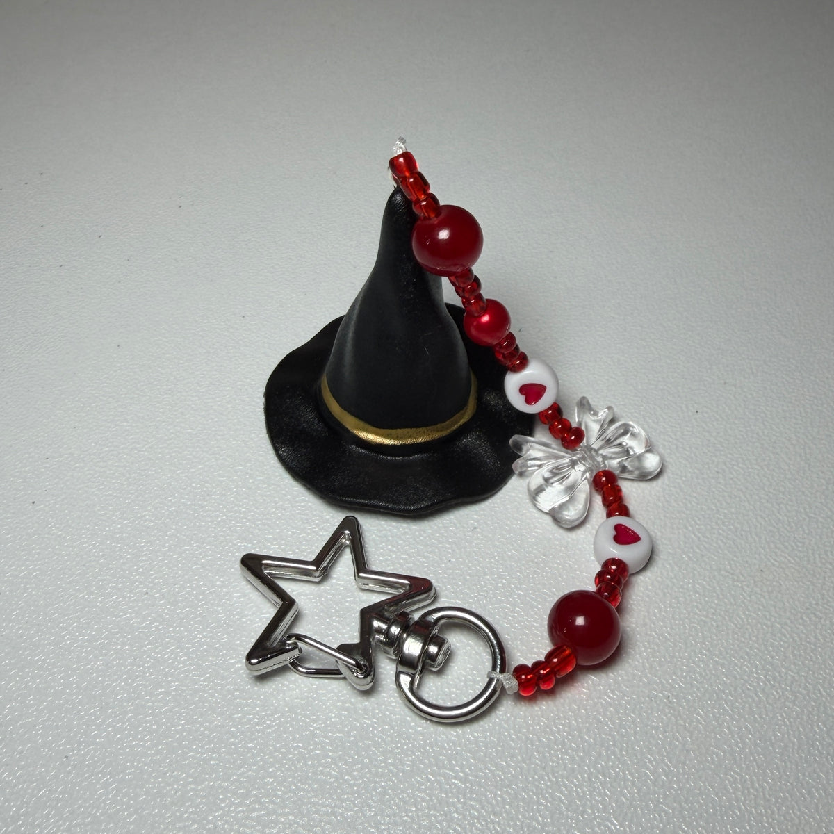 Witch hat keychains 🧙🏼‍♀️