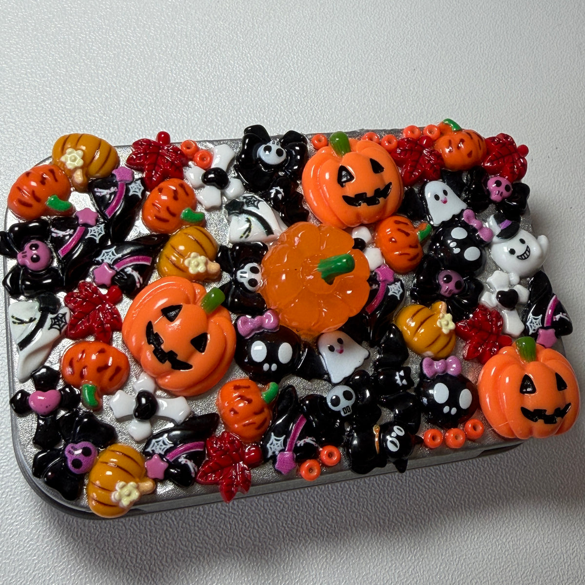 Halloween trinket tin 🎃👻