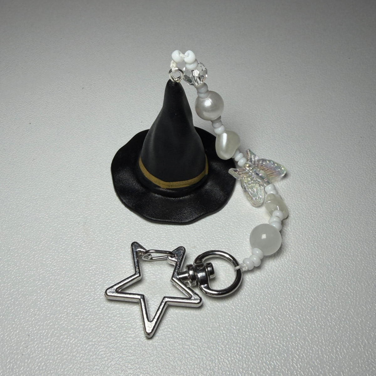 Witch hat keychains 🧙🏼‍♀️
