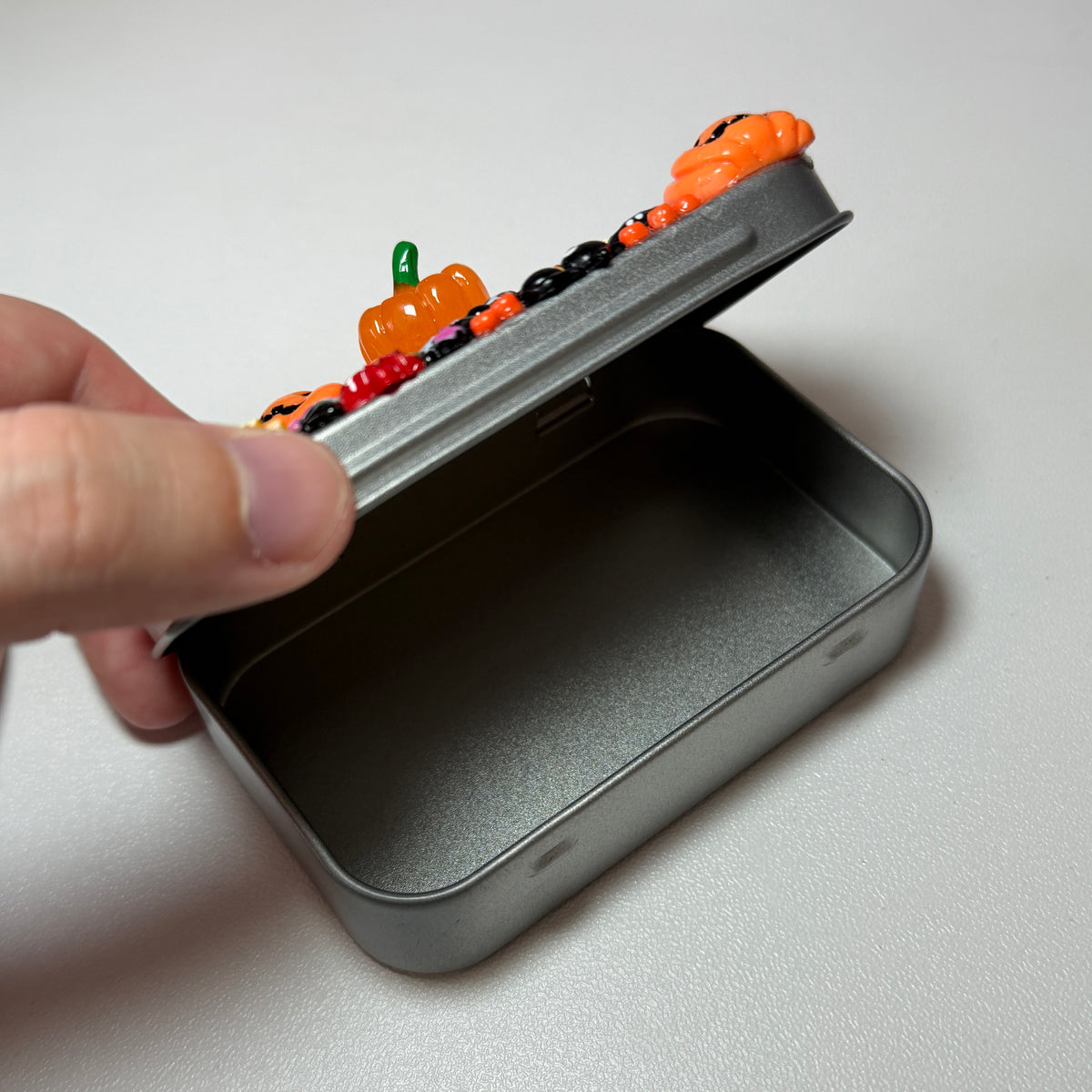 Halloween trinket tin 🎃👻